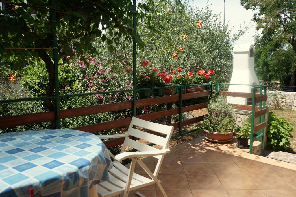 Studio And Apartment Nadia With Garden Poreč Pokój zdjęcie