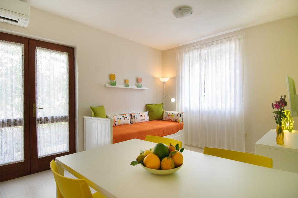 Studio And Apartment Nadia With Garden Poreč Zewnętrze zdjęcie