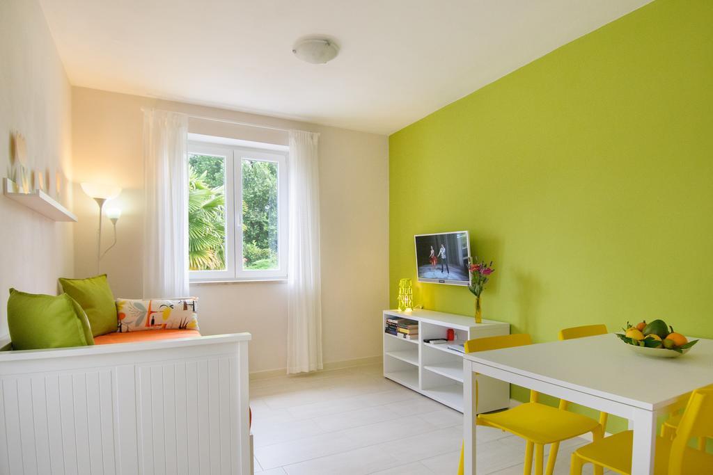 Studio And Apartment Nadia With Garden Poreč Zewnętrze zdjęcie