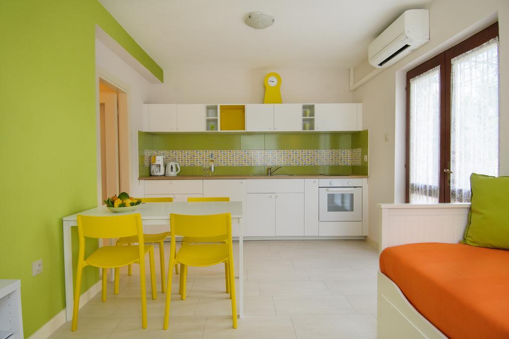 Studio And Apartment Nadia With Garden Poreč Zewnętrze zdjęcie
